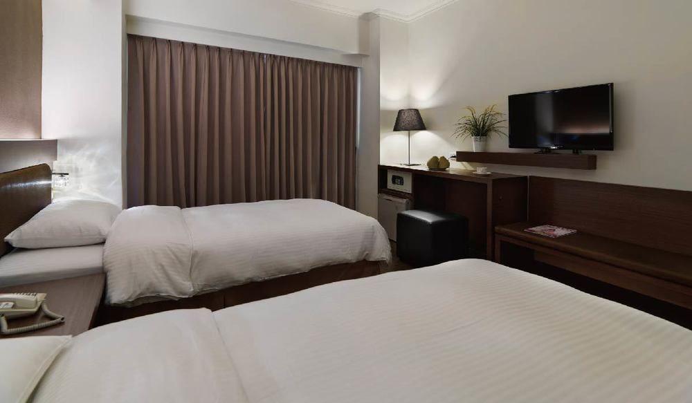 New World Hotel Тайпей Екстериор снимка