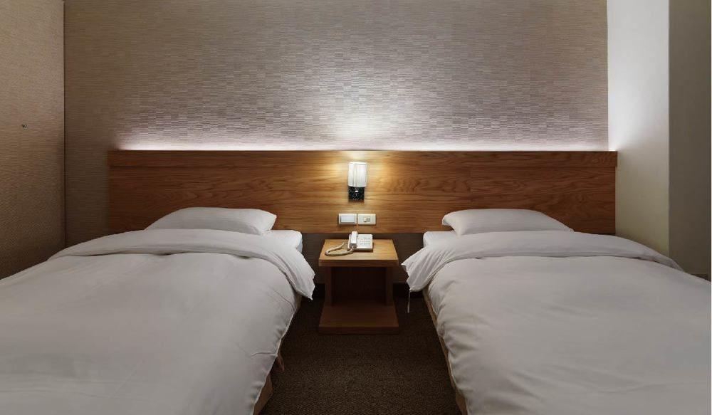 New World Hotel Тайпей Екстериор снимка